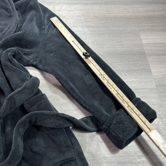 Tommy Bahama Robe Mens Medium Gray Fleece Belted Lounge Sleepwear Bathrobe - Picture 8 of 11